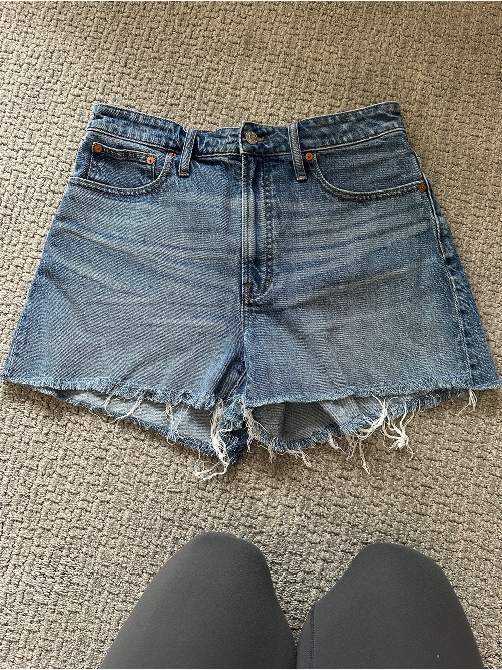 Madewell Jean Shorts “curvy perfect vintage short” size 30